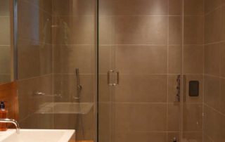 frameless shower door crouch end 1